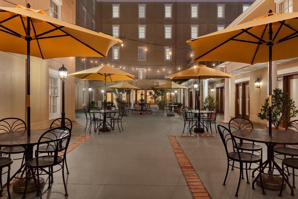 Hotel Emeline Чарлстън Екстериор снимка